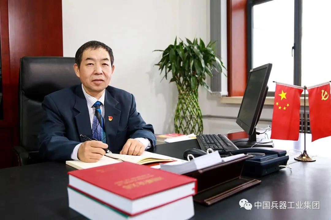 楊樹興.jpg